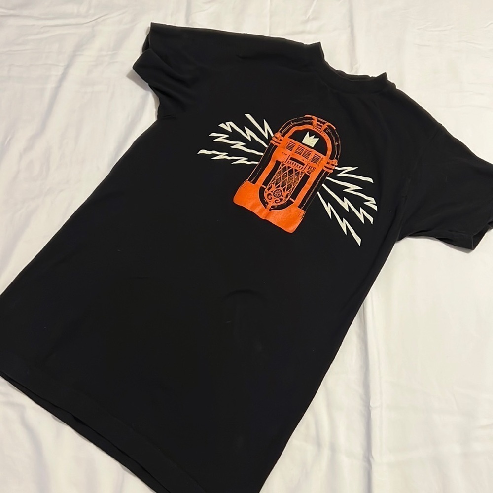 Train play that song tour tee